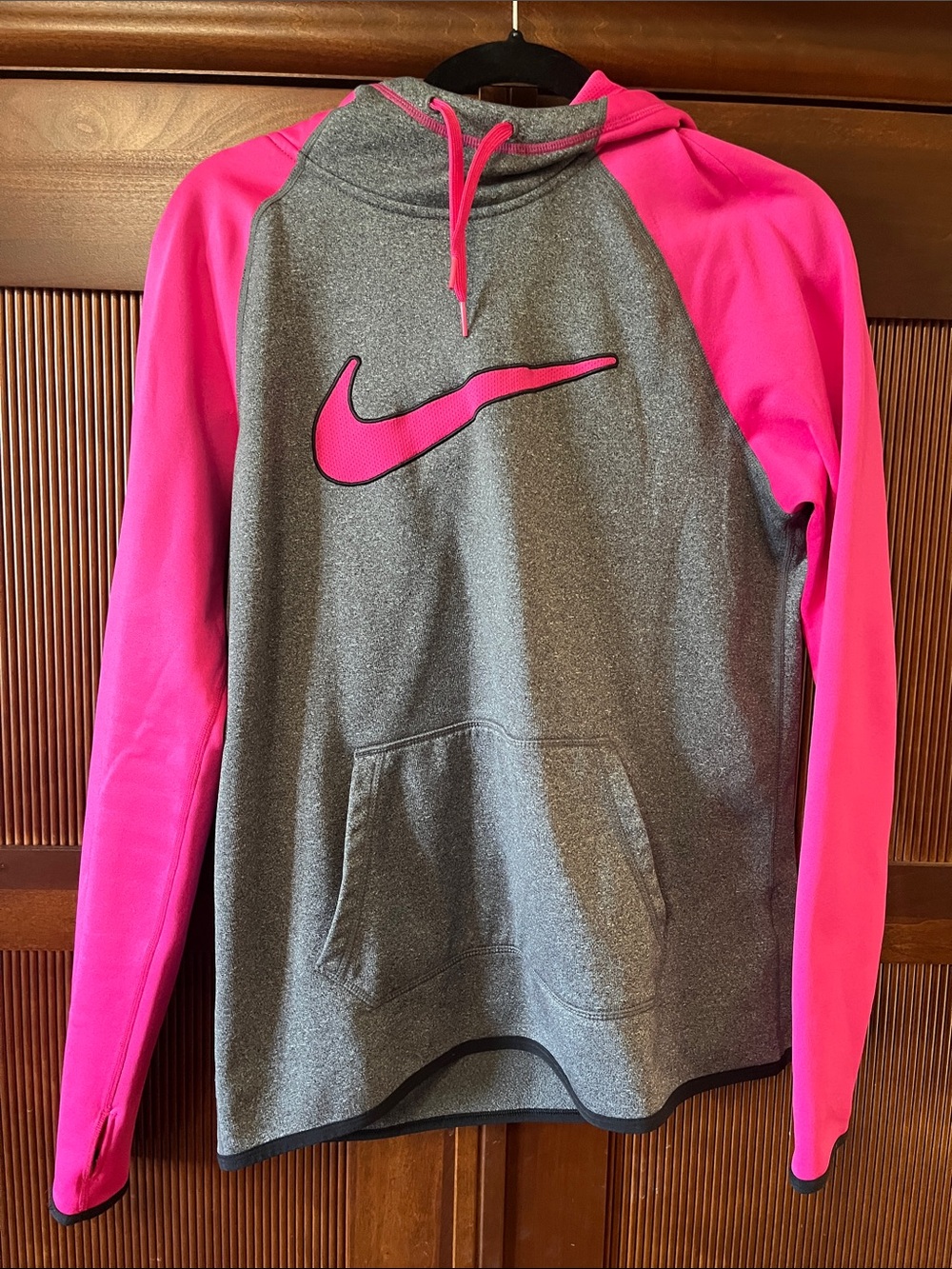 Nike Women’s Gray & Hot Pink Colorblock Pullover Hoodie